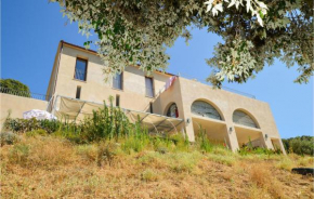 Beautiful Apartment In Piana With Kitchen